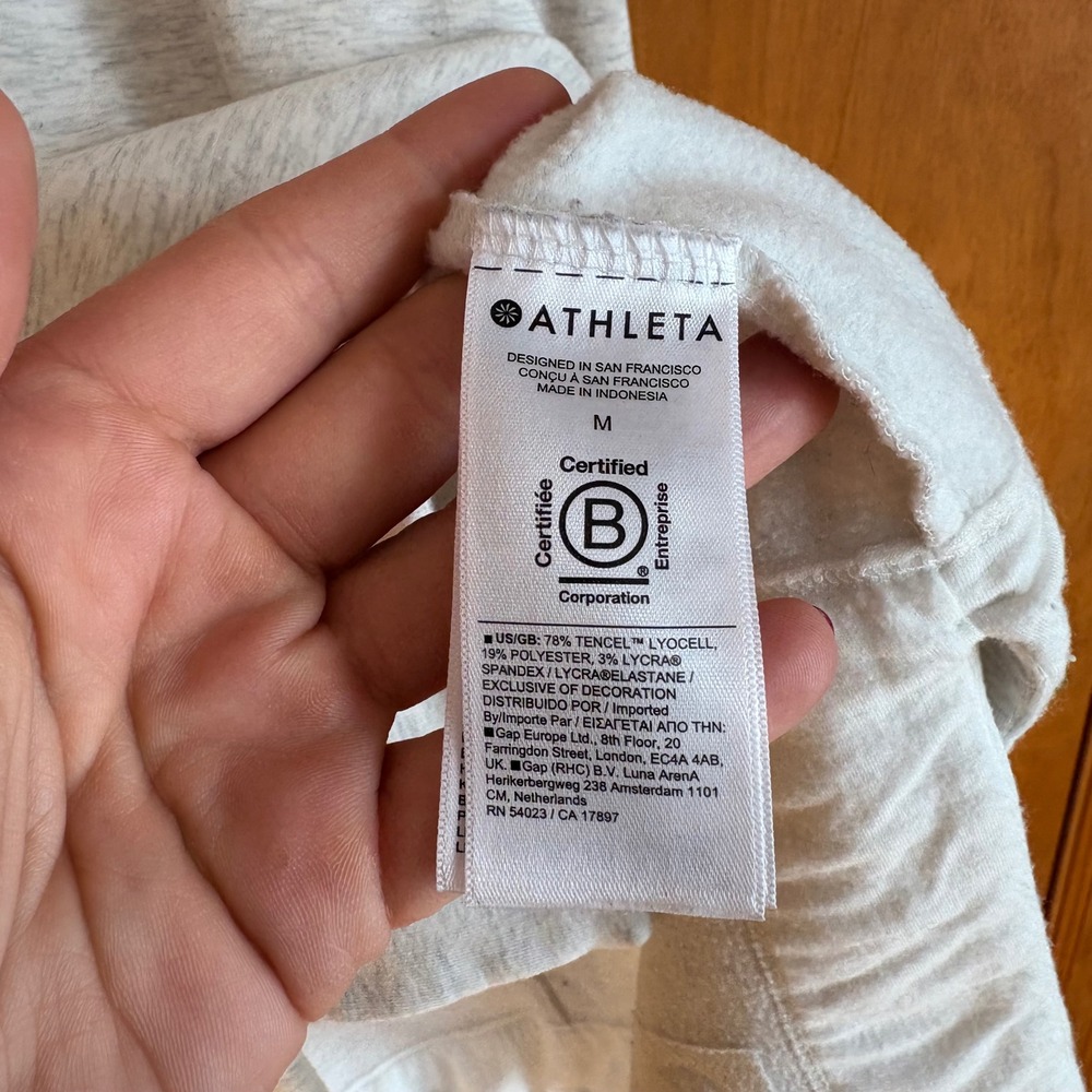 Athleta Light Gray Heathered Long Sleeve Pullover Sweatshirt Top Womens M - Picture 6 of 10